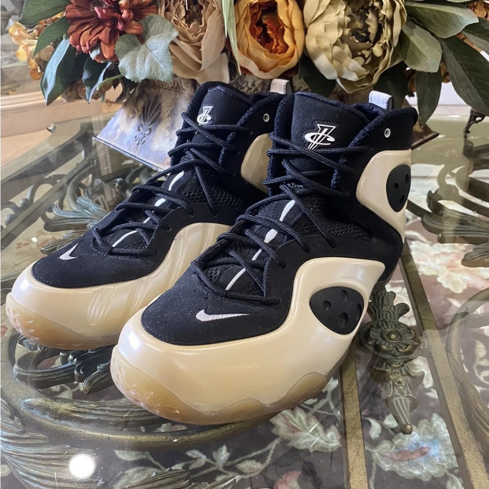 Size 11.5 - Nike Zoom Rookie 2011 - 472688-100